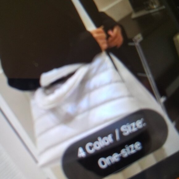 white puffy Stylish Women's Bag - Picture 2 of 3